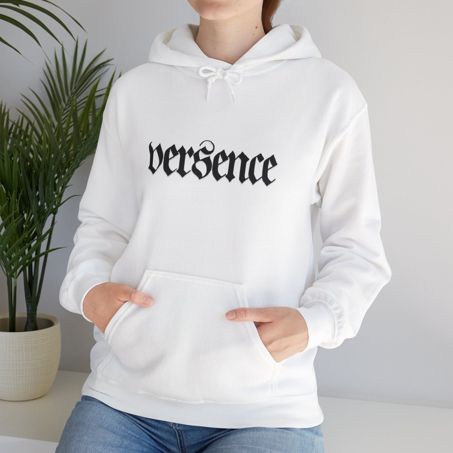 Versence Unisex Heavy Blend™ Hooded Sweatshirt